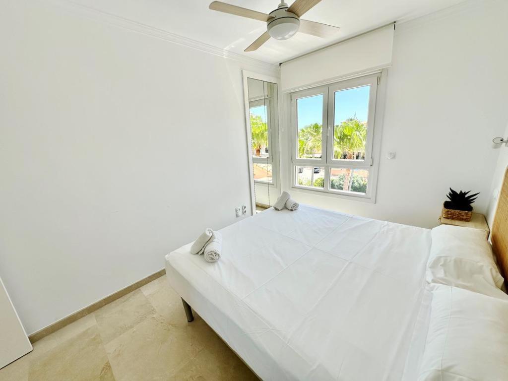 Apartamento Atico espectacular piscina privada frontal al mar Dénia Exterior foto