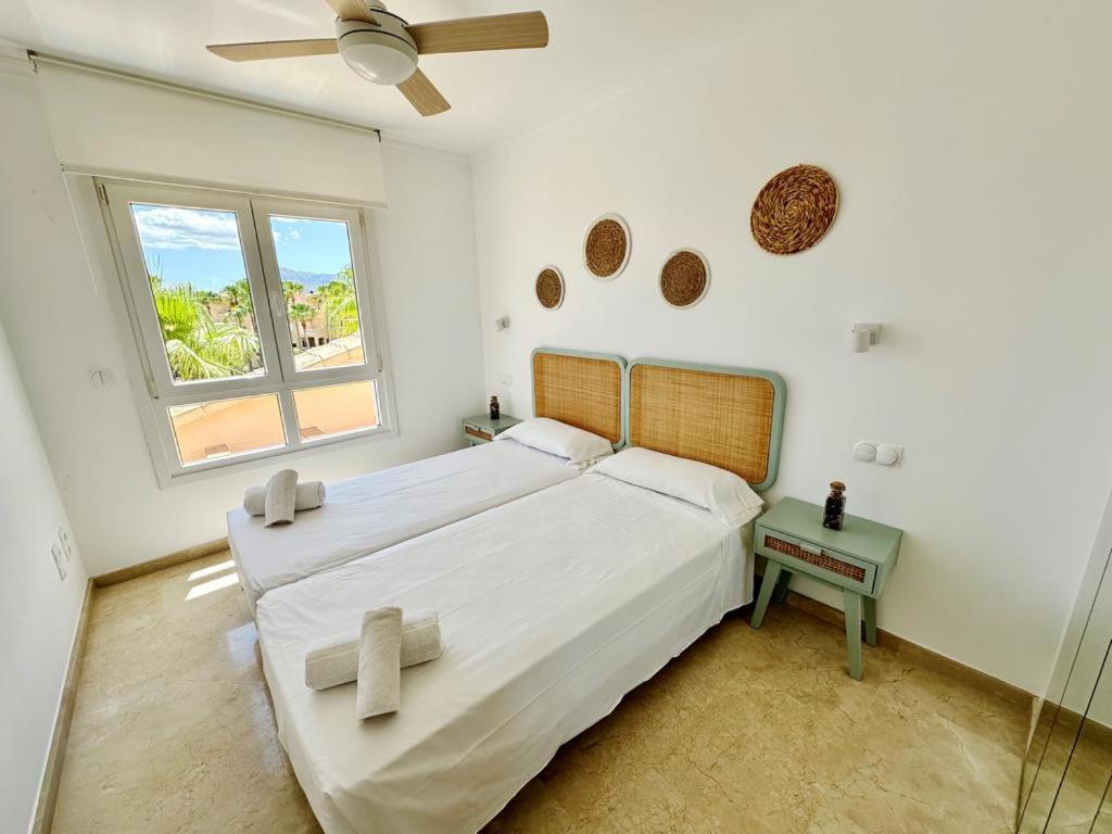 Apartamento Atico espectacular piscina privada frontal al mar Dénia Exterior foto